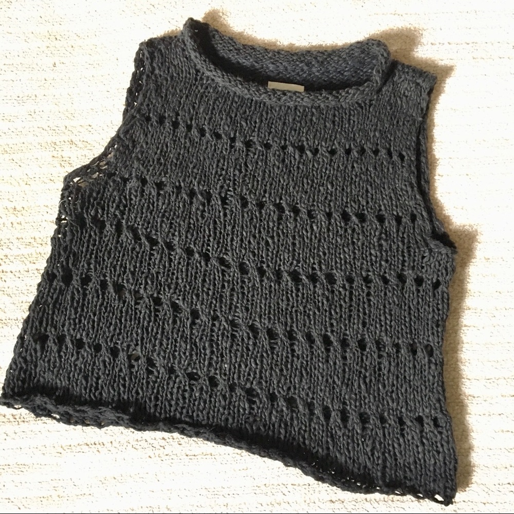 VOZ Knit Crop Tank Top
